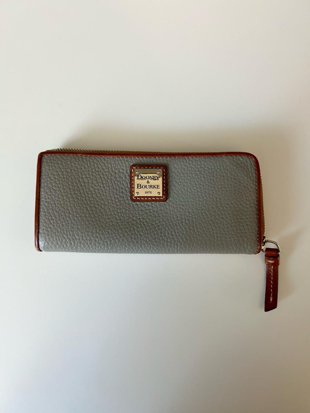 Dooney & Bourke Gray Wallet | Gray and Red Wristlet Clutch Wallet